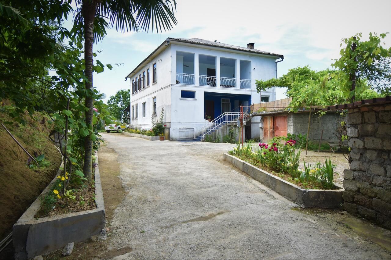 Гостевой дом MIRZA HOUSE Махинджаури-9
